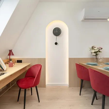Appartamento Climatic In The Centre Of Near The Market Square By Renters Breslavia