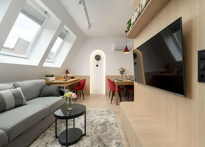 Lejlighed Climatic In The Centre Of Near The Market Square By Renters